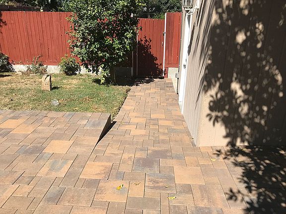5th image of 3961 Eureka Dr