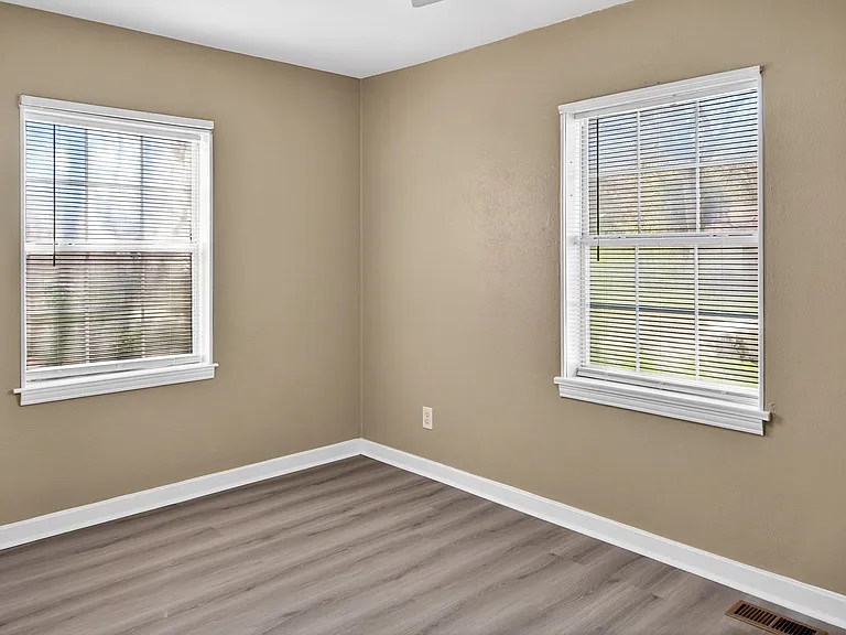 3932 Atlanta Dr — Photo 14