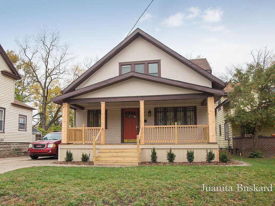1st image of 1042 Kalamazoo Ave SE