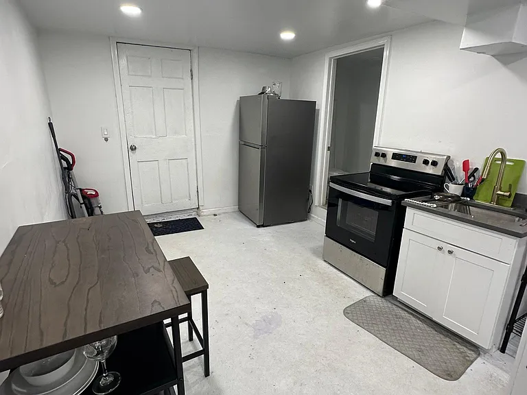 531 Lafayette St #STUDIO — Photo 1