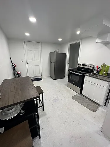 531 Lafayette St #STUDIO Photo 1 531 Lafayette St #STUDIO Photo 1
