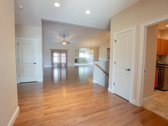 3rd image of 1226 Sherwood Ct