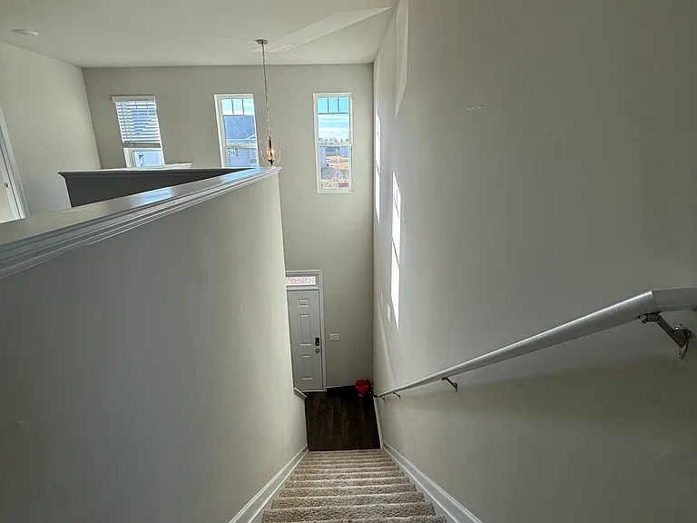 507 Post Oak Ln — Photo 14