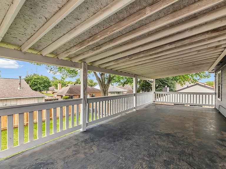 15830 Pipers View Dr — Photo 22