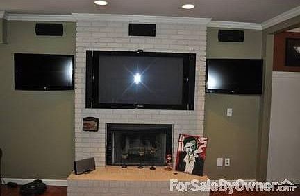 5th image of 2221 Williamsburg Dr