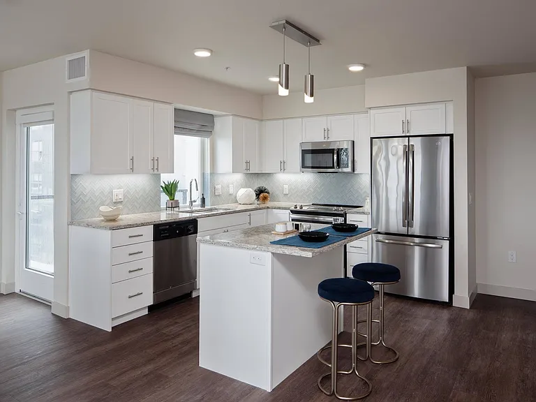 Mariblu at Southcenter 55+ Active Adult Apartments — Photo 3