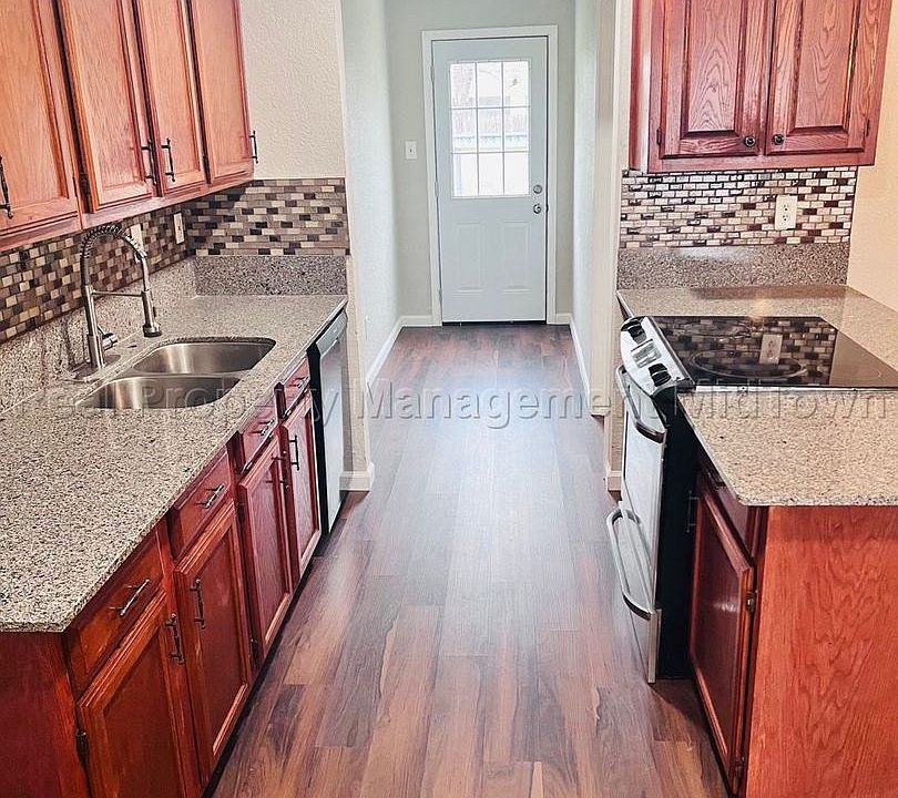 1st image of 6901 Sunflower Cir N