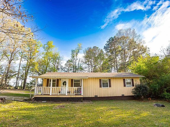 3rd image of 217 Parks Dr