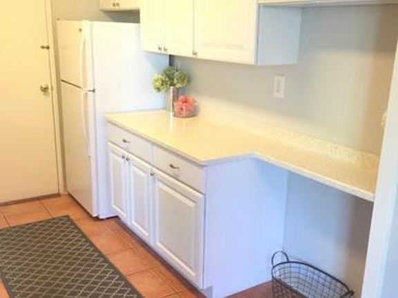 5th image of 6641 Wakefield Dr APT 320