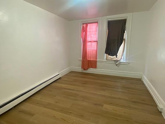 2nd image of 149 N High St #1S
