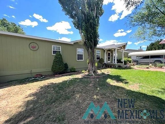 5th image of 305 Sagebrush Ln