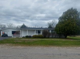 10048 8th St, Oscoda, MI 48750