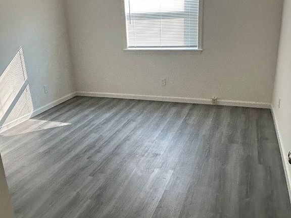 5th image of 2139 N 13th St