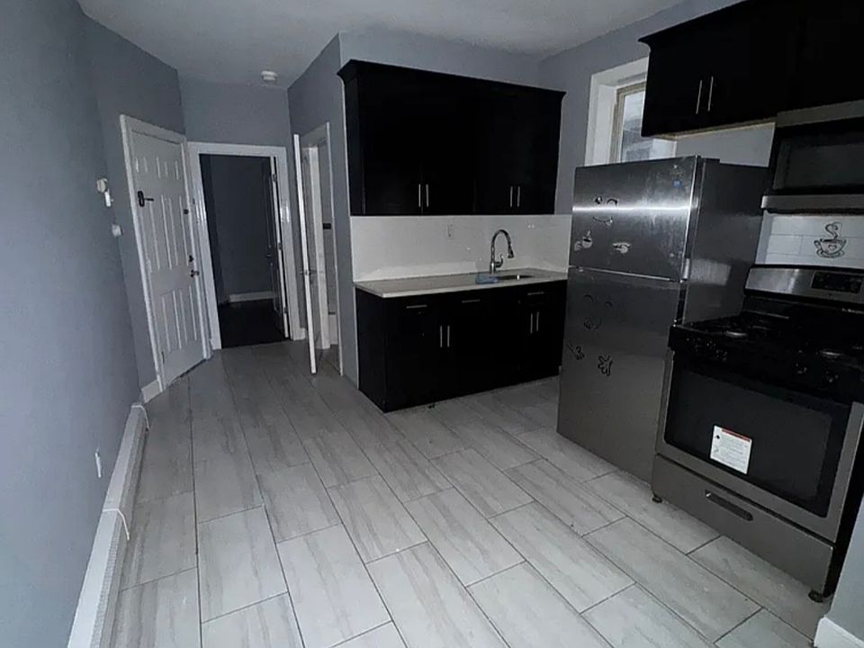 1st image of 548 Avenue C #1A