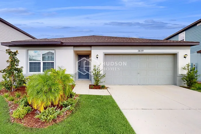 3839 Spruce Creek Dr — Photo 3