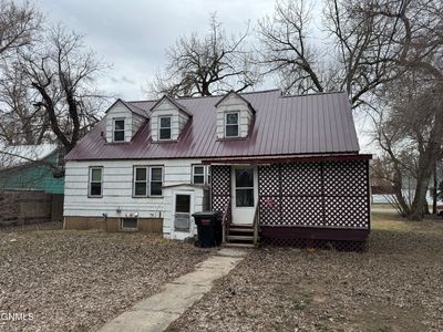 116 E Market St, Center, ND, 58530