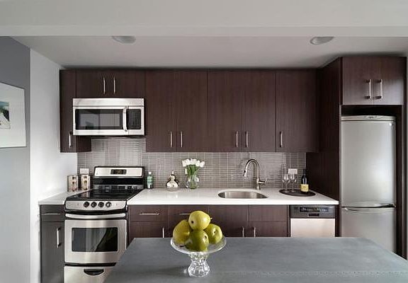3rd image of 260 W 26th St APT 5E