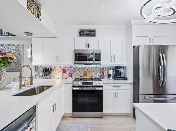 2701 Village Blvd APT 301, West Palm Beach, FL 33409