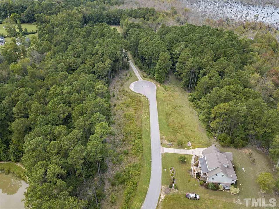 1st image of 315 Fawnbrook Ct