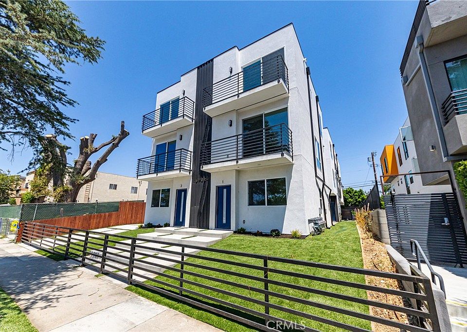 1st image of 6700 Balboa Blvd
