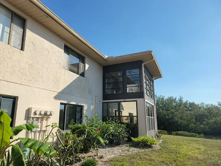 9940 Eagles Point Cir #3 — Photo 21