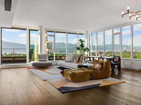 3639 W 16th Ave #403, Vancouver, BC V6R 3C3