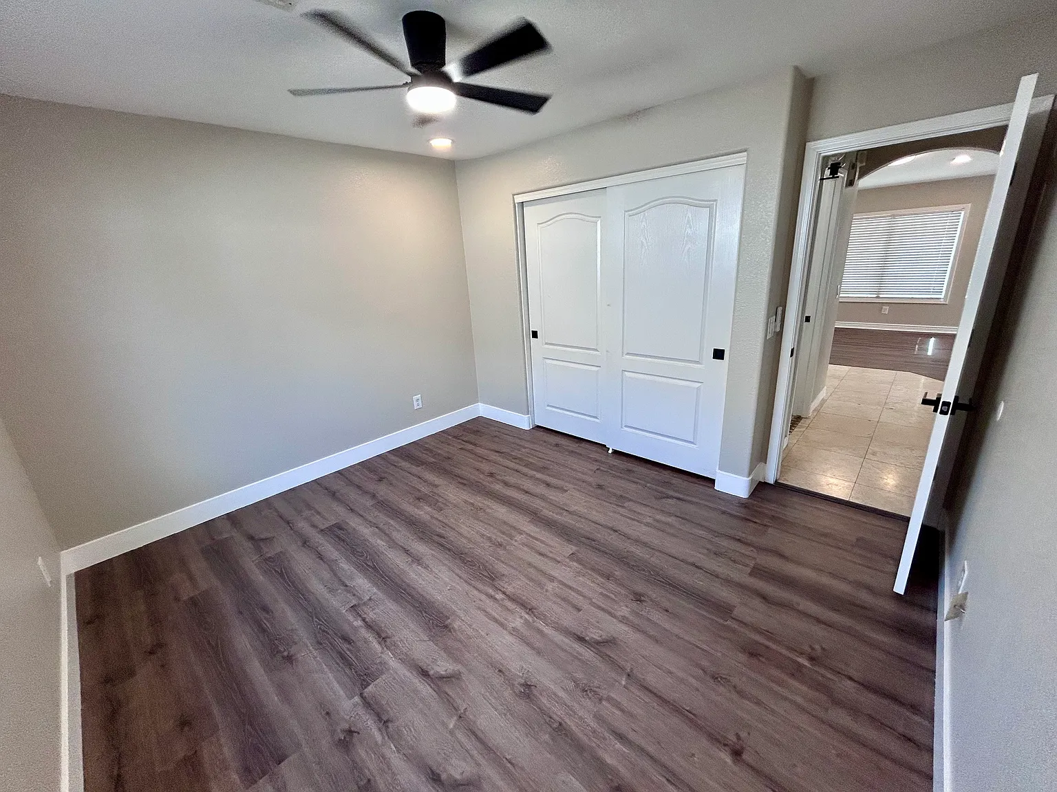 3 bed, 1553 sqft, $2,600 — Photo 4