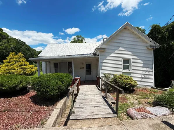 794 Washington St, Danville, VA 24540