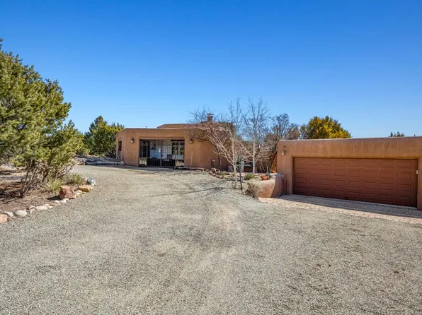 10 Camino Espejo, Santa Fe, NM 87507