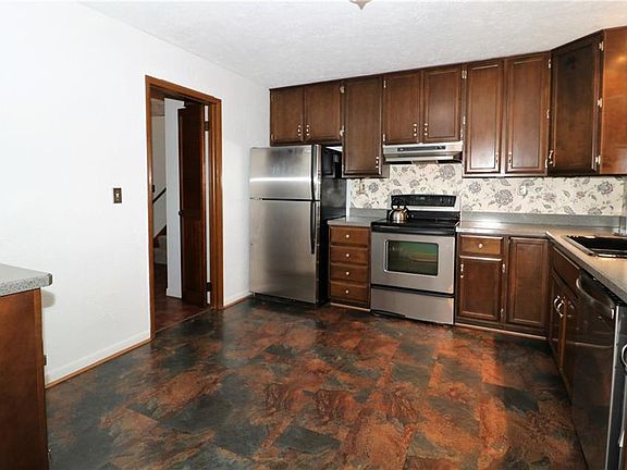 5th image of 1678 Lemar Dr