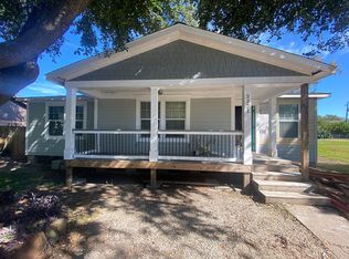3321 Clarksville St, La Porte, TX 77571