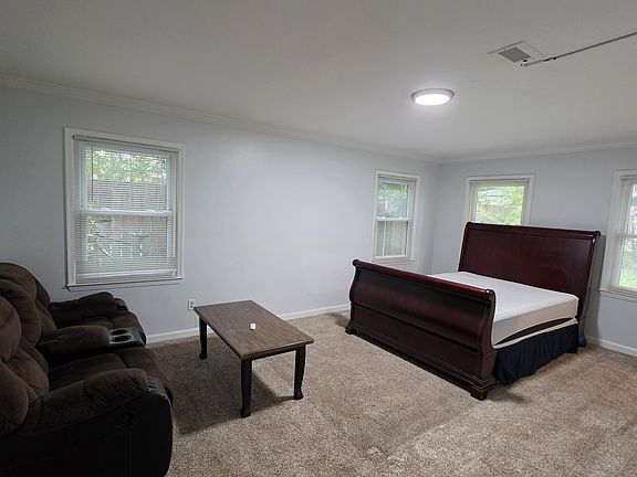 2nd image of 1454 The Crossings Room 5