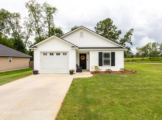 100 Emily Ln, Thomasville, GA 31792