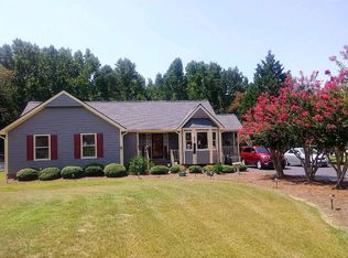 2008 Lee St, Clayton, NC 27520