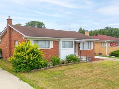 20901 Crestmont Ln, Dearborn Heights, MI, 48127