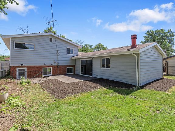 4th image of 59 E Elmwood Dr