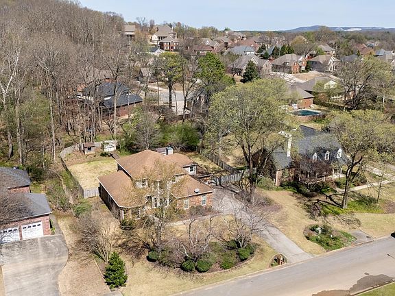 5th image of 137 Oakhurst Dr