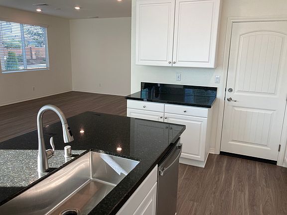 5th image of 8639 Celebration St