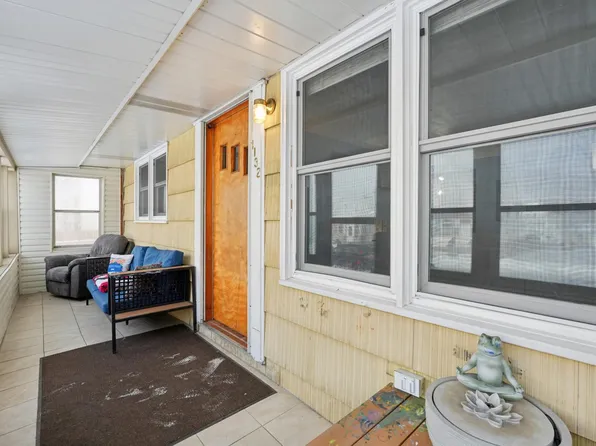1132 Minnehaha Ave E, Saint Paul, MN 55106