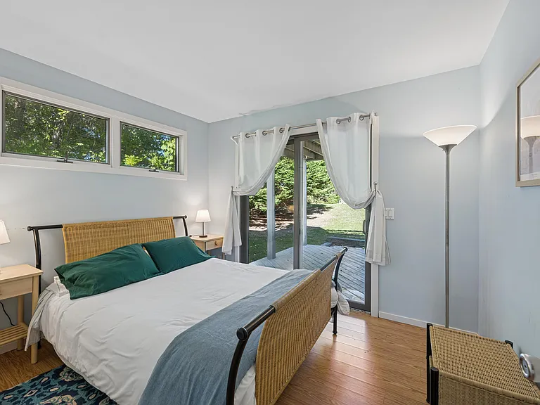 22 Bryan Rd — Photo 14