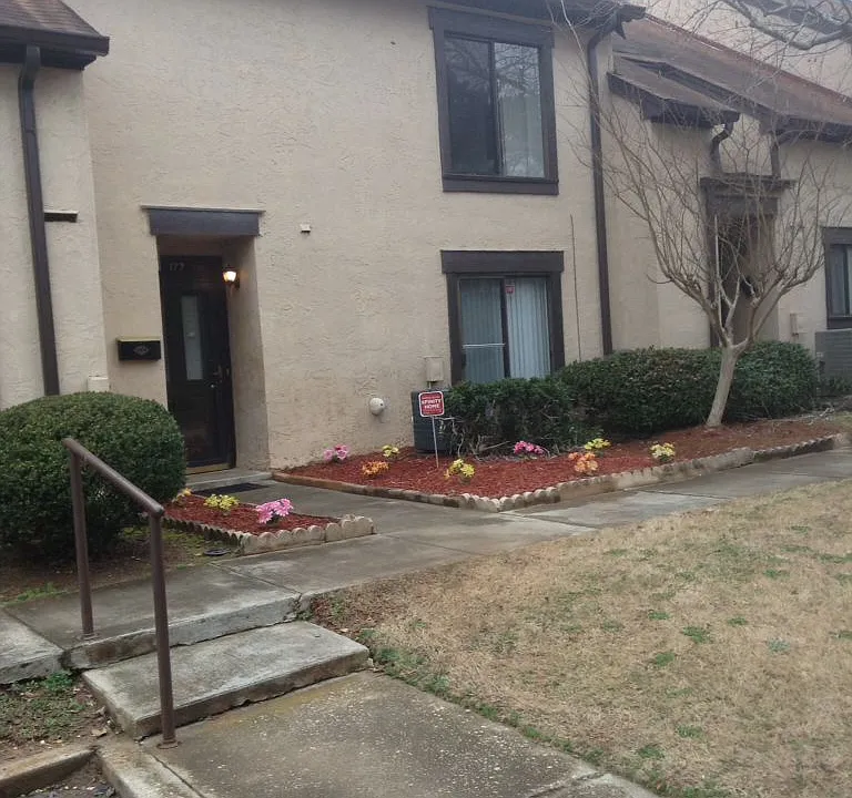 177 Tiburon Dr