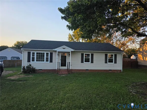 6459 Lakevista Dr, Mechanicsville, VA 23111
