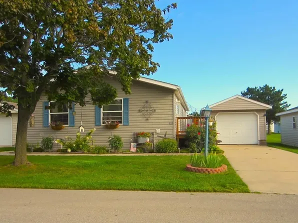 532 Harbor Heights Drive, Waterford, WI 53185