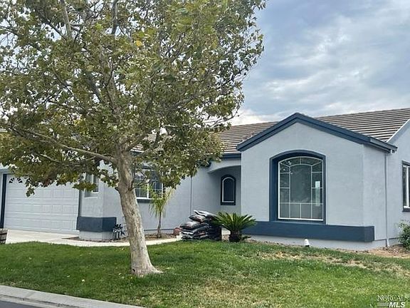 2nd image of 181 Cedar Ridge Dr