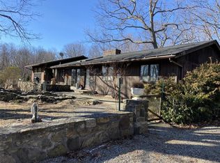 110 Ridgefield Ave, South Salem, NY 10590