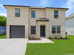 600 Saxon St, Seguin, TX 78155