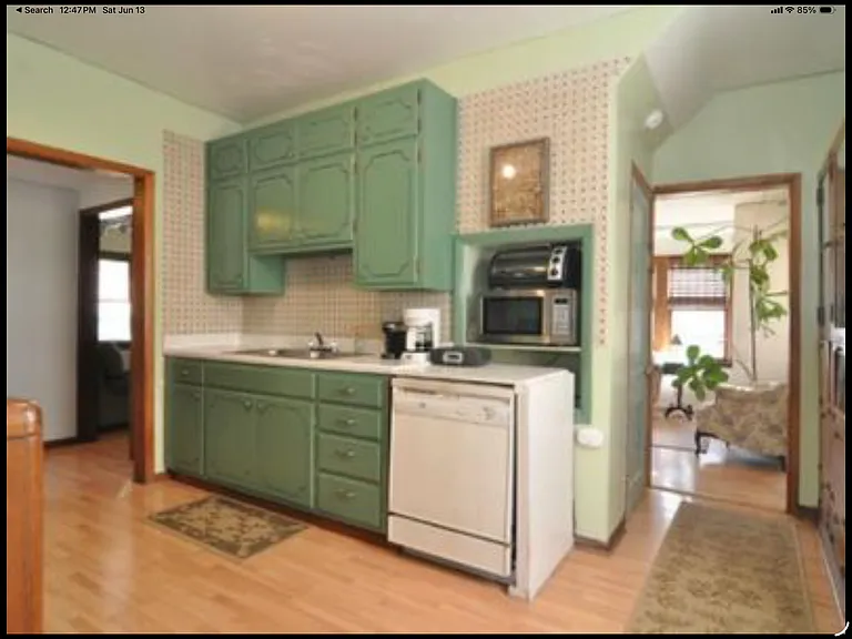 1906 W 48th St — Photo 11