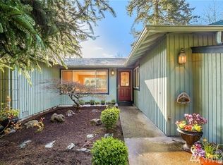 9054 Avondale Rd NE, Redmond, WA 98052