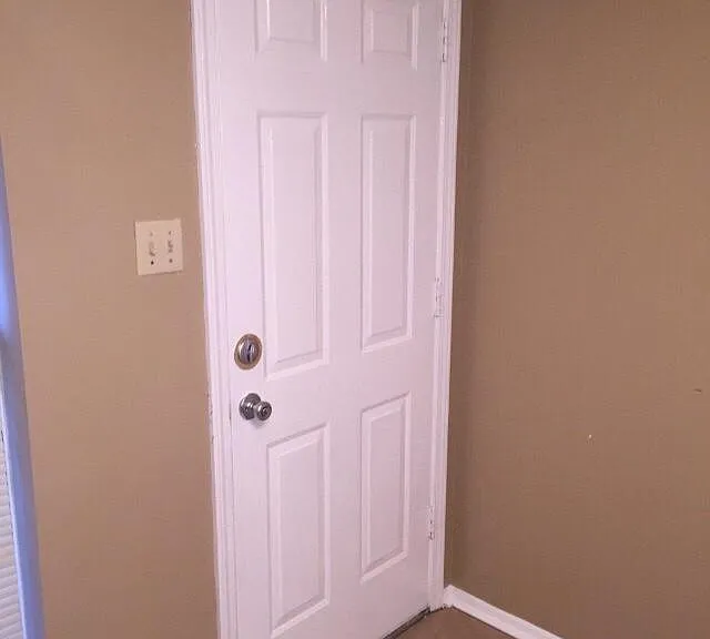 7605 Iris Dr — Photo 8