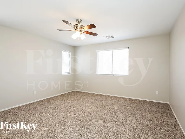 5830 Brimstone Dr — Photo 11